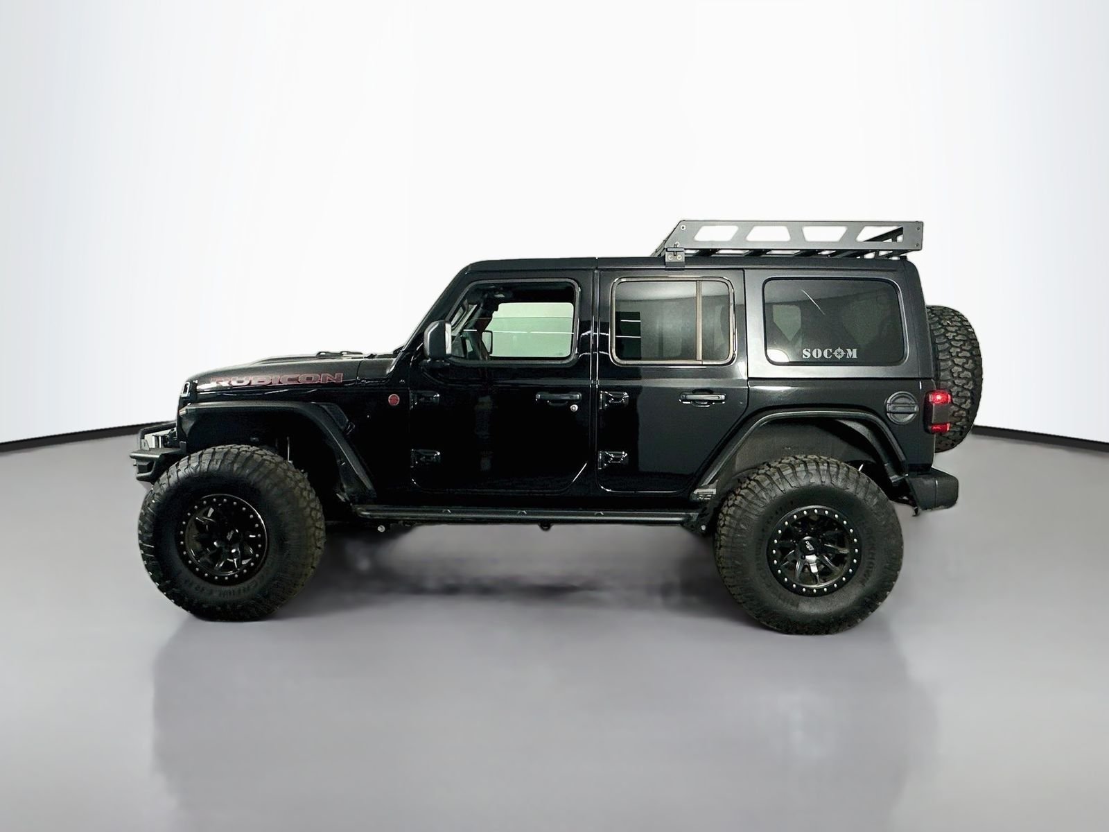 Used 2025 Black Clearcoat Jeep Rubicon image 5