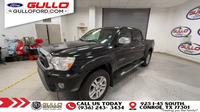 Used 2014 Black Toyota Base image 4