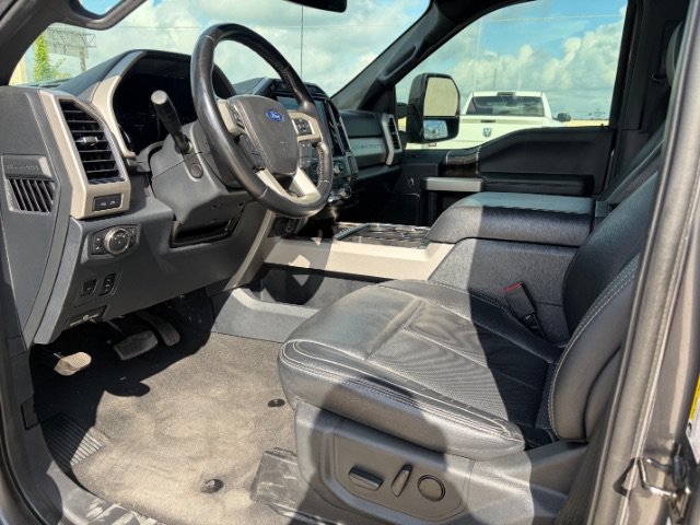 Used 2022 Silver Ford LARIAT image 14