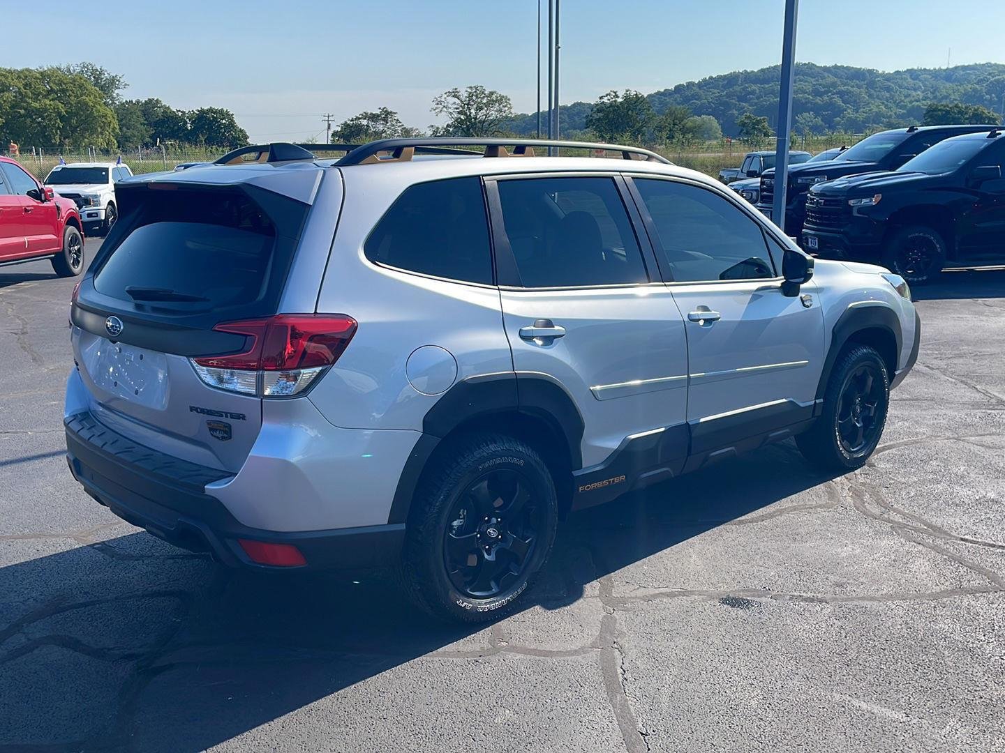 Used 2024 Ice Silver Metallic Subaru Wilderness image 5