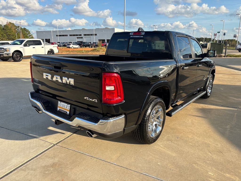 New 2026 Diamond Black Crystal Pearl-Coat Exterior Paint RAM Big Horn/Lone Star image 6