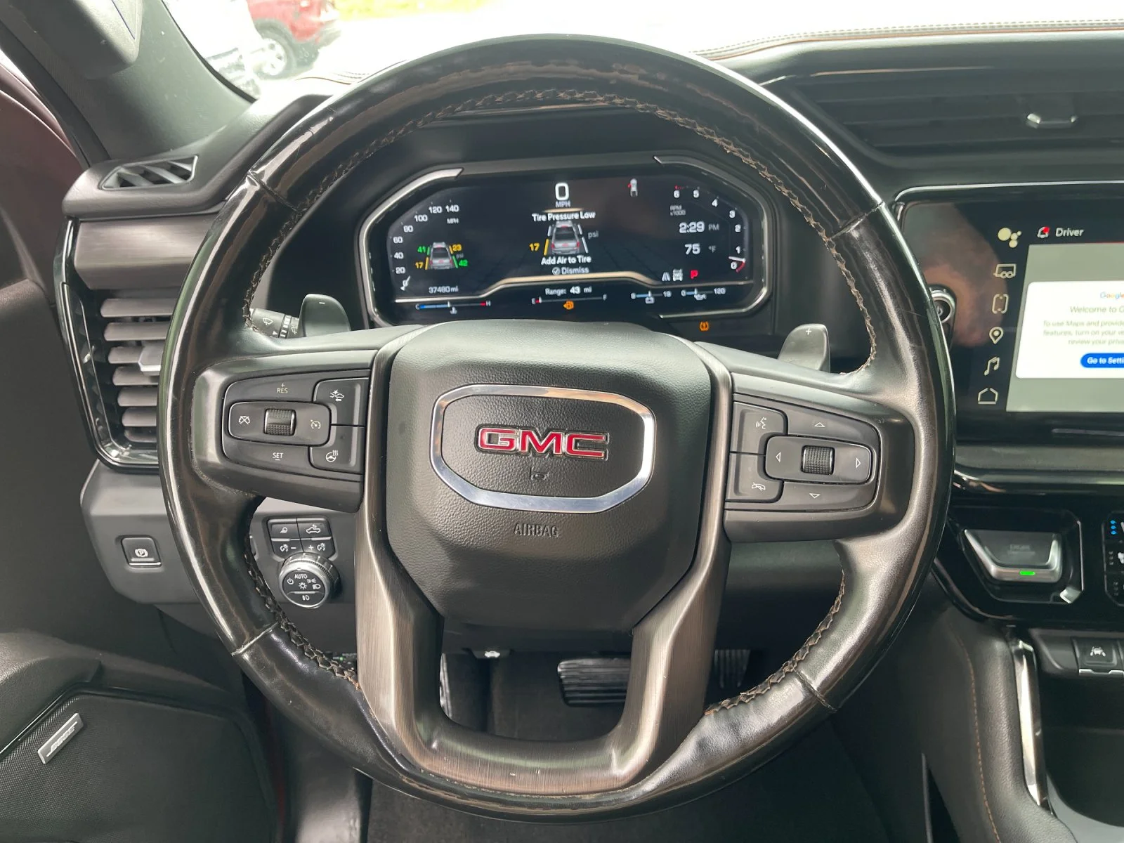 Used 2024 Red GMC AT4 image 26