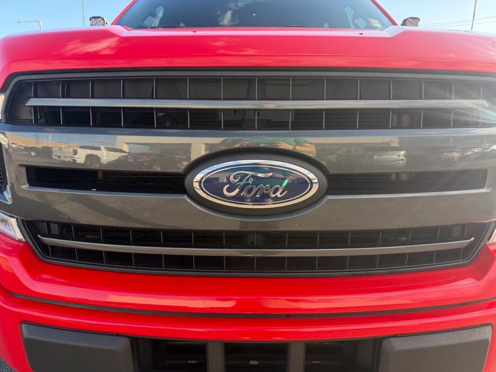 Used 2020 Red Ford XLT image 7