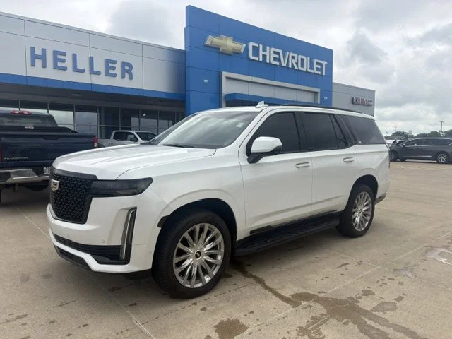 Used 2021 CRYSTAL WHITE TRICOAT Cadillac Premium Luxury image 3
