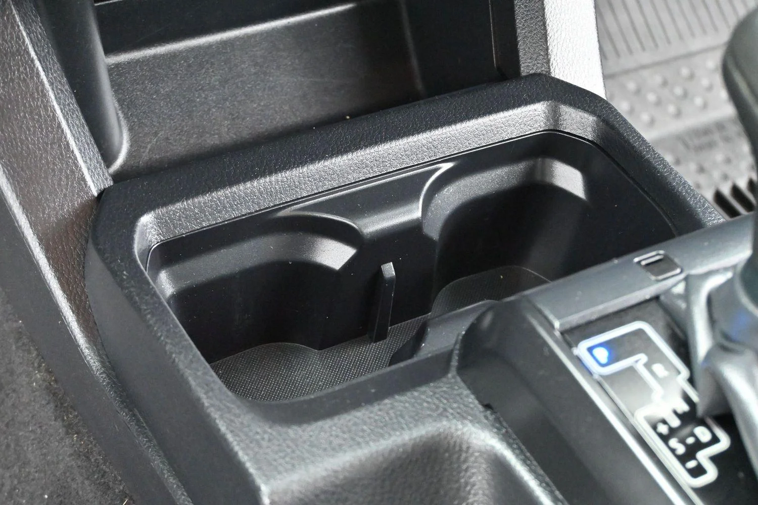 Used 2019 Magnetic Gray Metallic Toyota SR5 image 26
