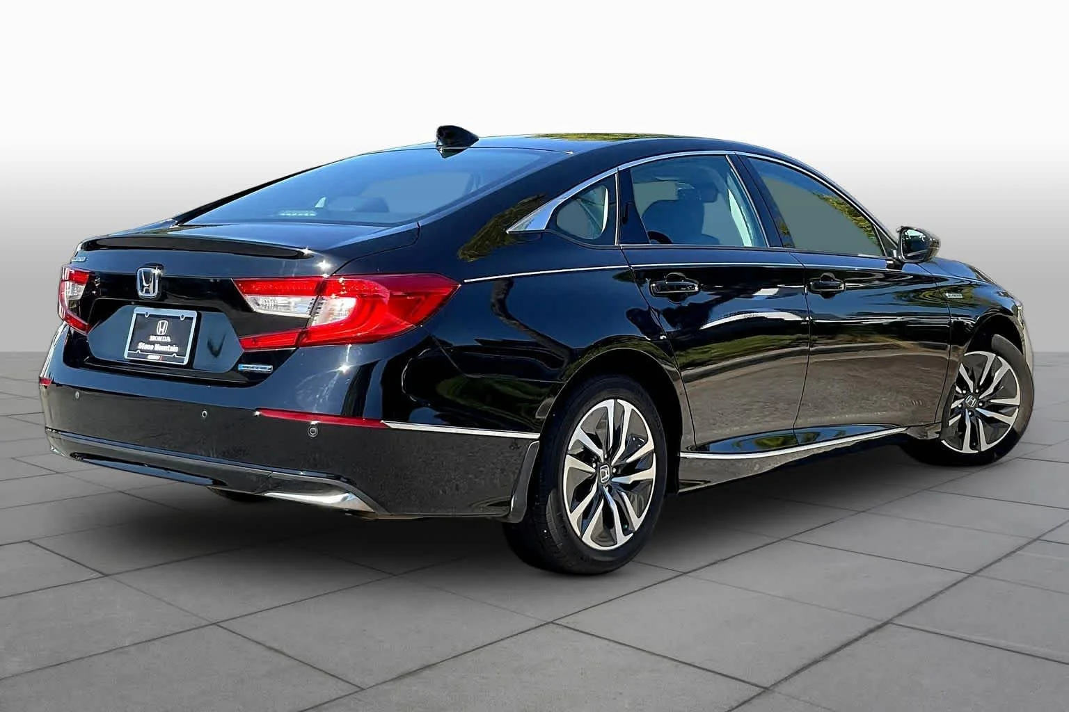 Used 2021 Crystal Black Pearl Honda EX-L image 13