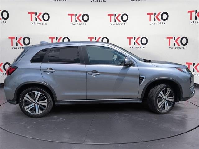 Used 2024 Mercury Gray Metallic Mitsubishi S image 3