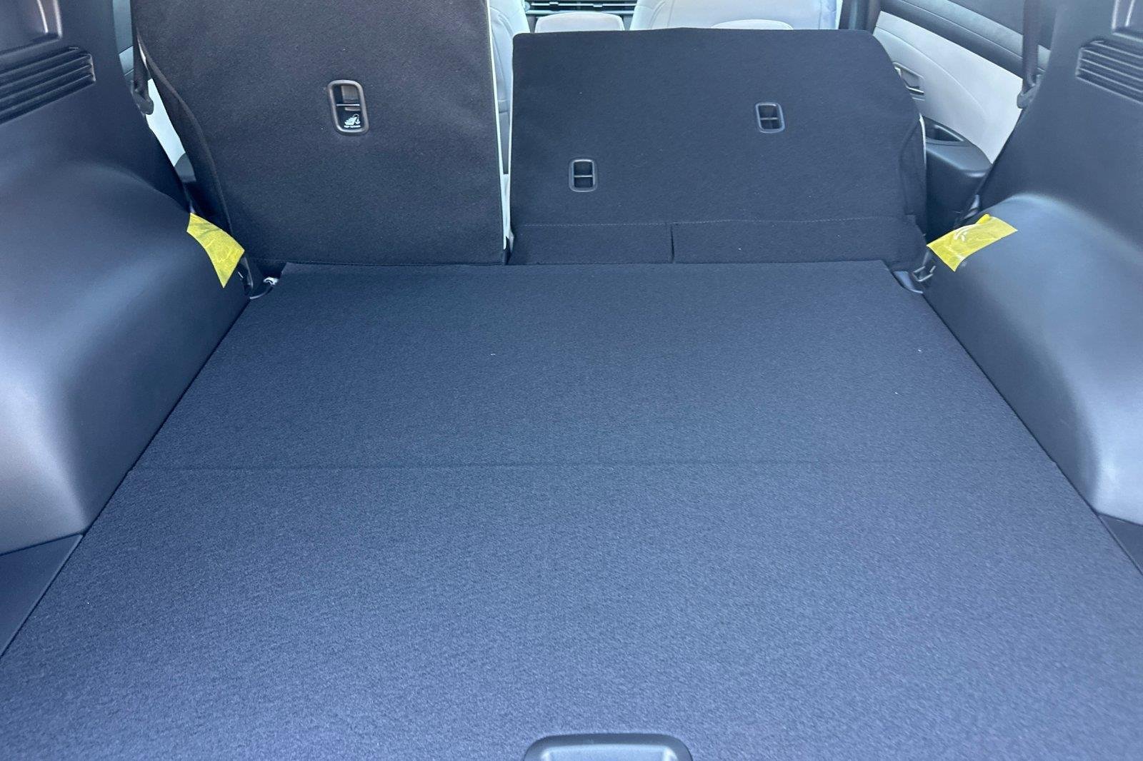 New 2026 Ecotronic Gray Hyundai SE image 15