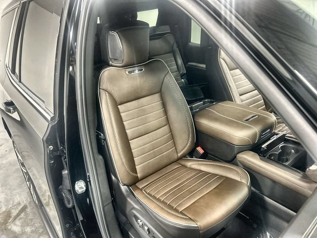 2026 GMC Yukon Denali Ultimate - Photo 25