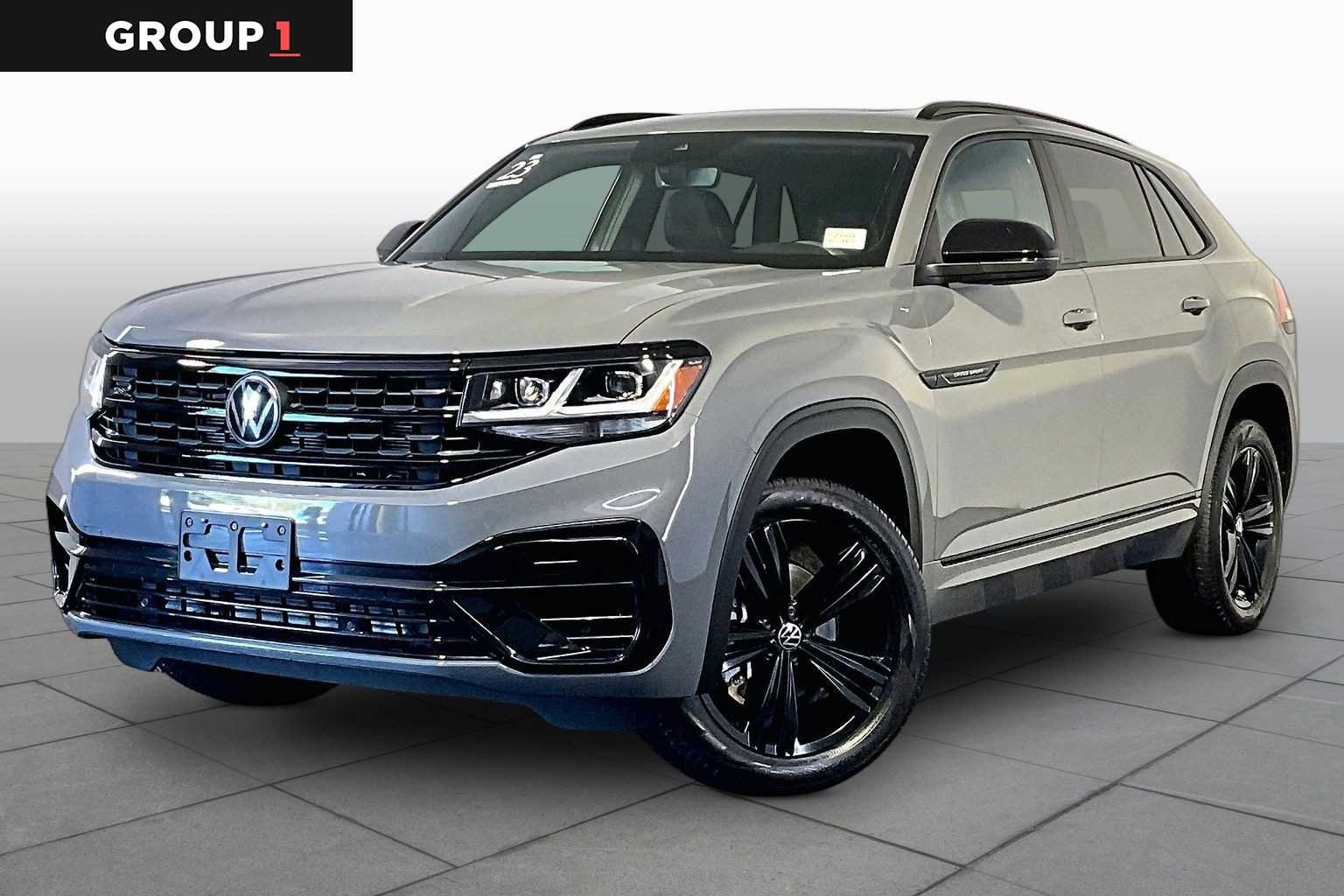 2023 Volkswagen Atlas Cross Sport 2.0T SEL R-Line Black