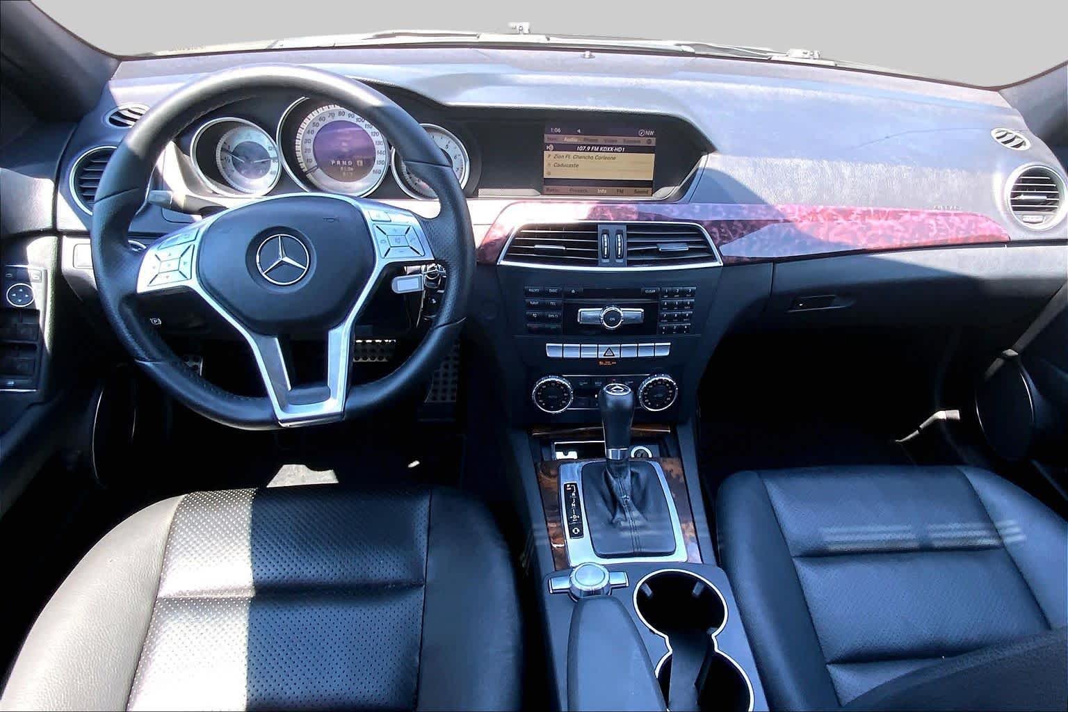 Used 2012 Arctic White Mercedes-Benz C 250 Luxury image 14