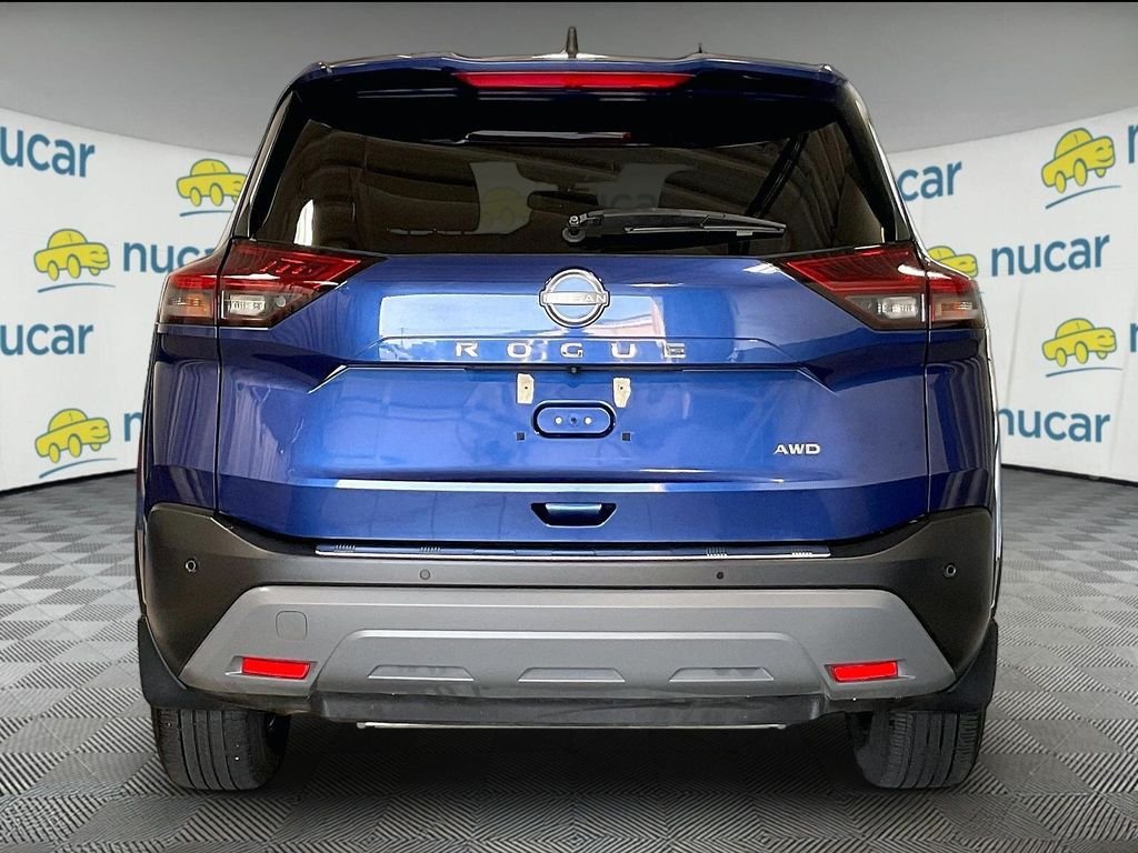 Used 2023 Blue Nissan S image 5