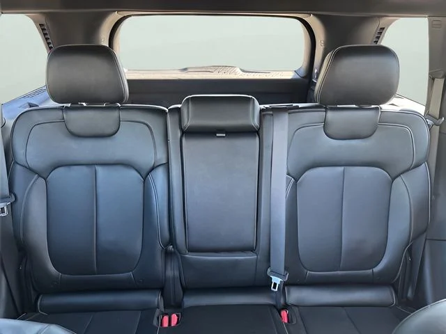 Used 2022 Brown Jeep Overland 4xe image 32