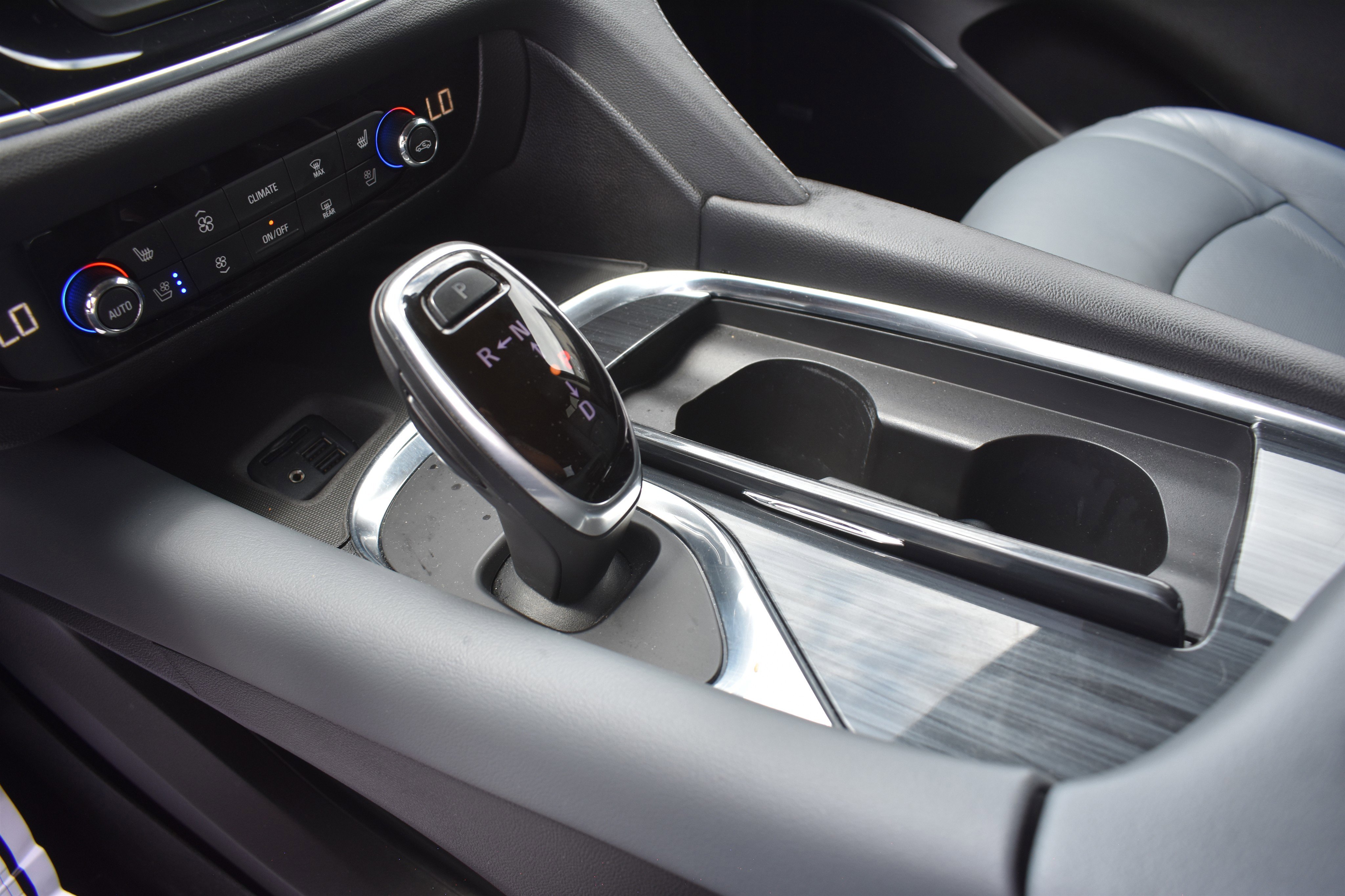 Used 2021 Quicksilver Metallic Buick Premium image 26