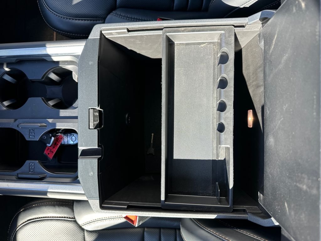 Used 2024 White Ford Platinum image 16