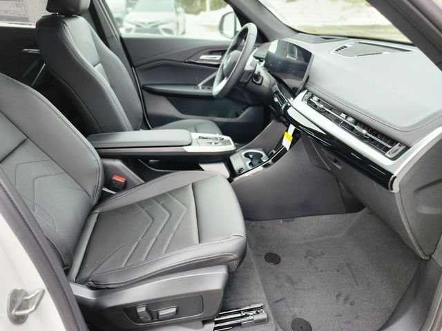 2026 BMW X1 28i - Photo 11