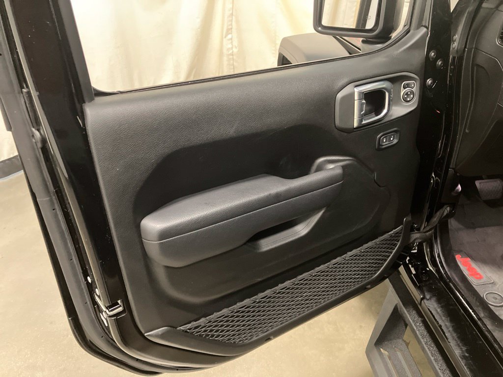 Used 2024 Black Clearcoat Jeep Rubicon image 10