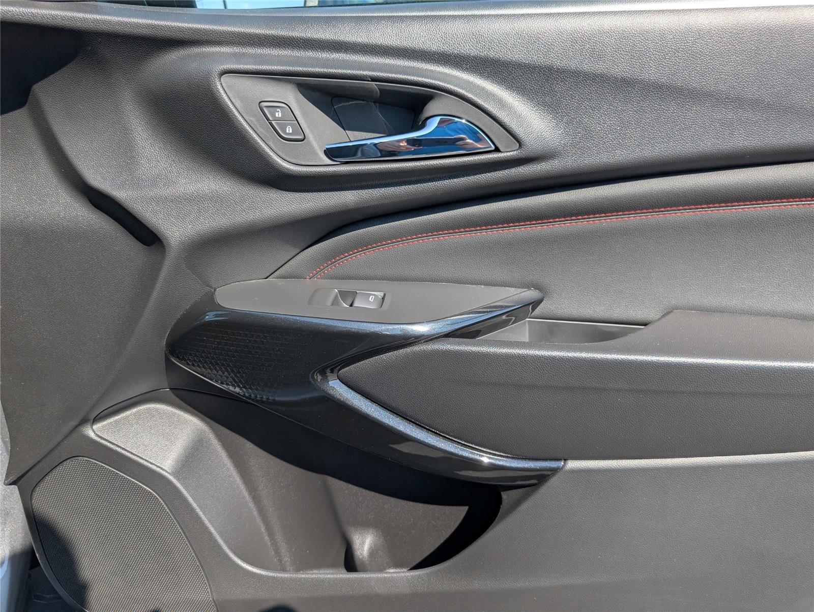 2026 Chevrolet Trax RS - Photo 18