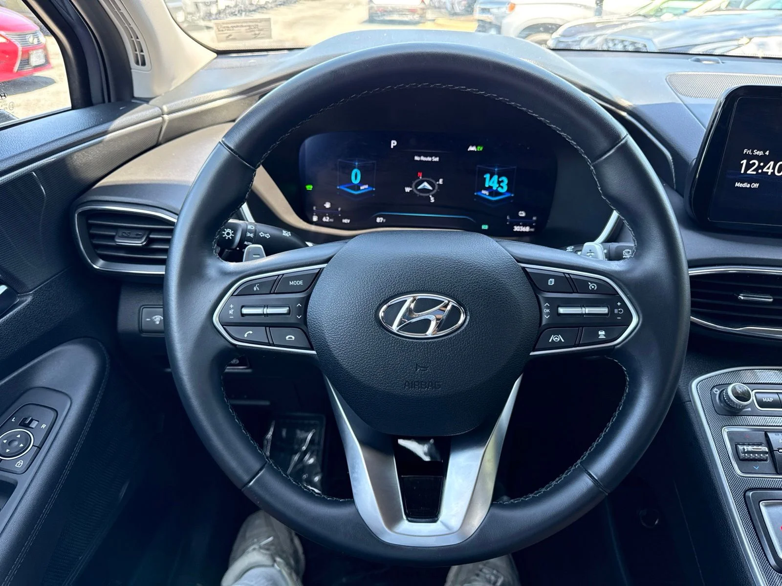 Used 2023 Gray Hyundai SEL Convenience image 20