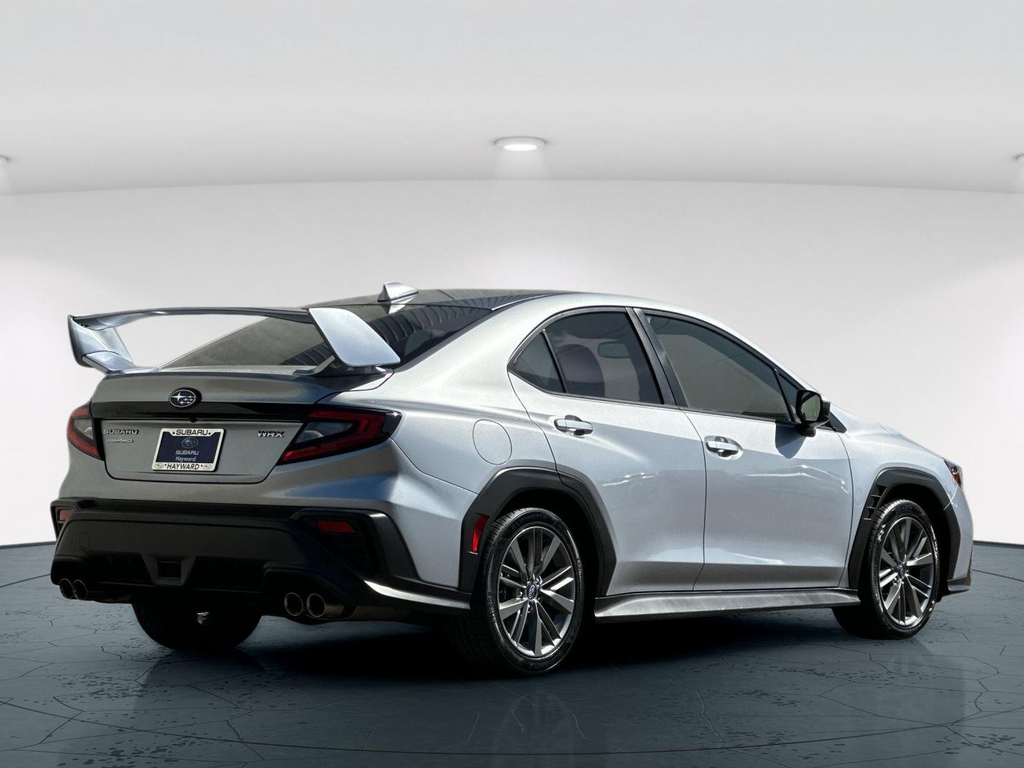 Used 2022 Ice Silver Metallic Subaru 4D Sedan image 6
