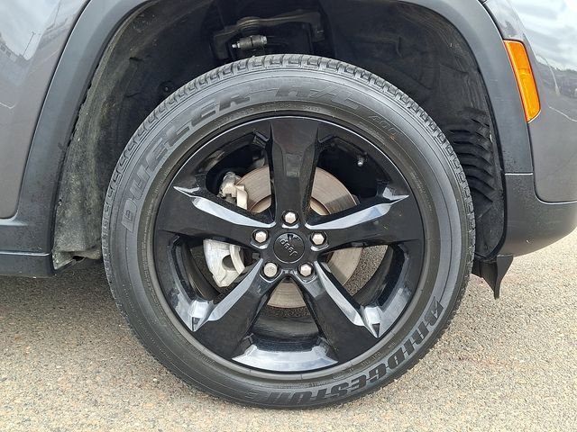 Used 2023 Gray Jeep Altitude X image 8
