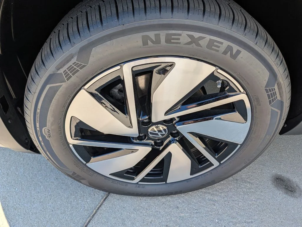 New 2026 Gray Volkswagen 2.0T SE w/Technology image 9