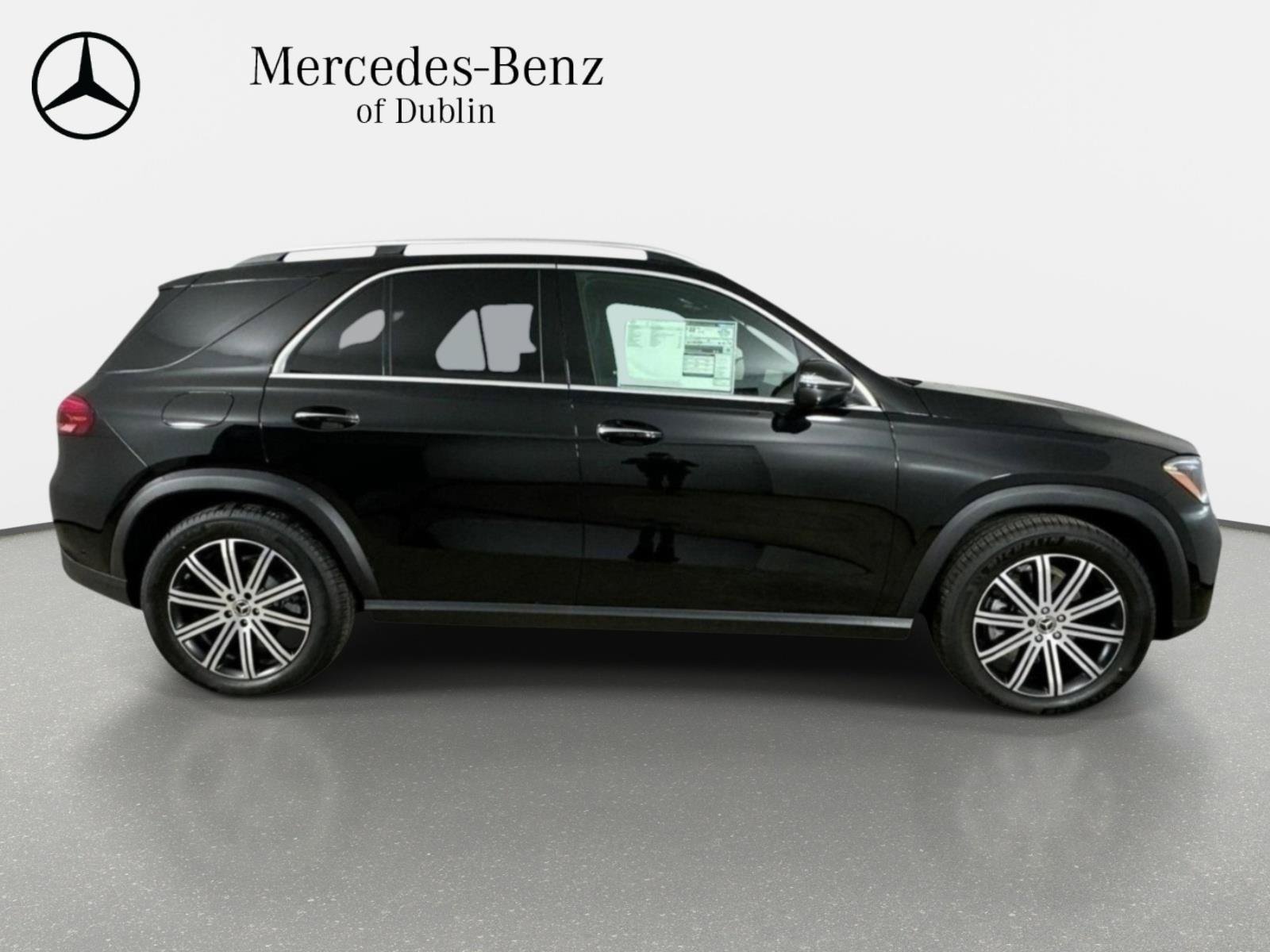 Used 2026 Obsidian Black Metallic Mercedes-Benz GLE 350 image 4