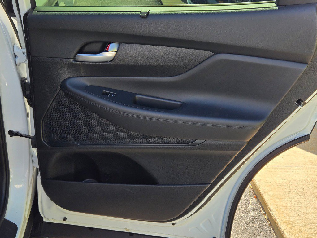 Used 2022 Quartz Hyundai XRT image 7