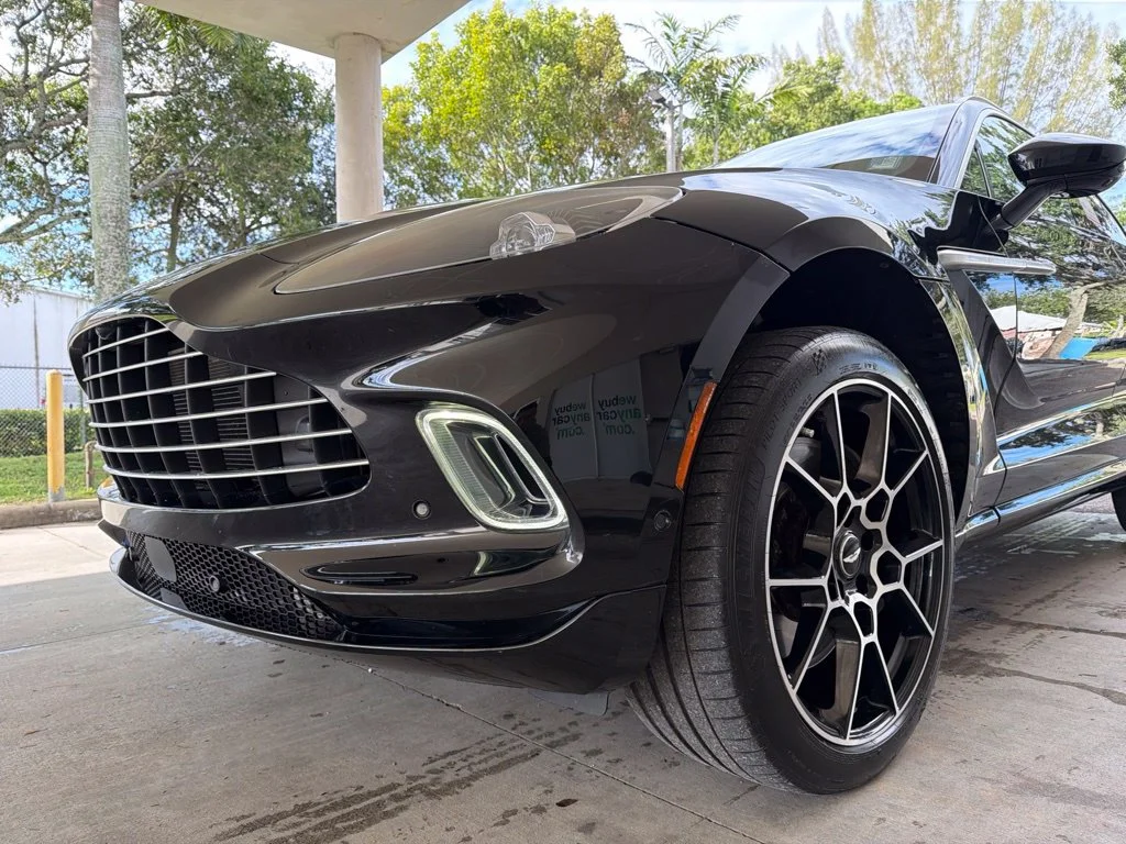 Used 2021 Black Aston Martin Base image 18