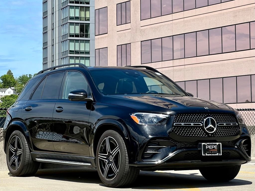 2025 Mercedes-Benz GLE GLE 450 4MATIC's photo