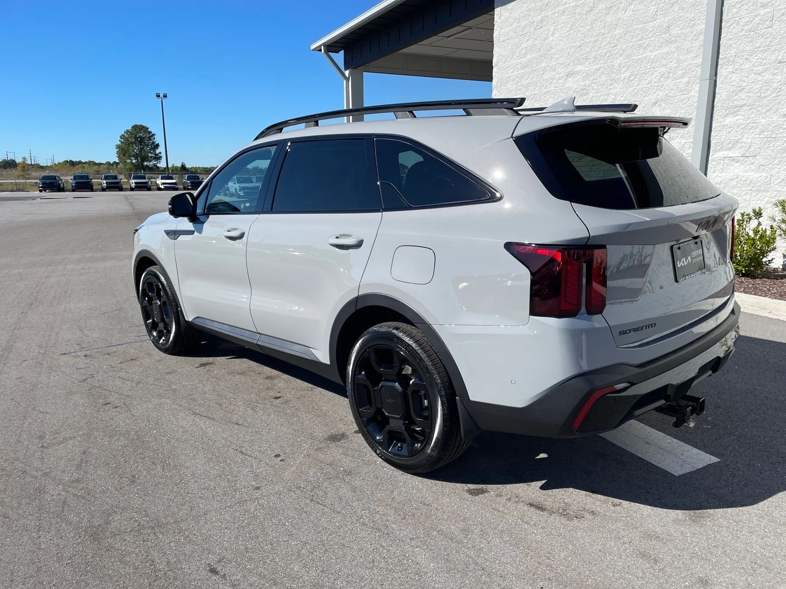 Certified Used 2026 Wolf Gray Kia X-Line SX Prestige image 3