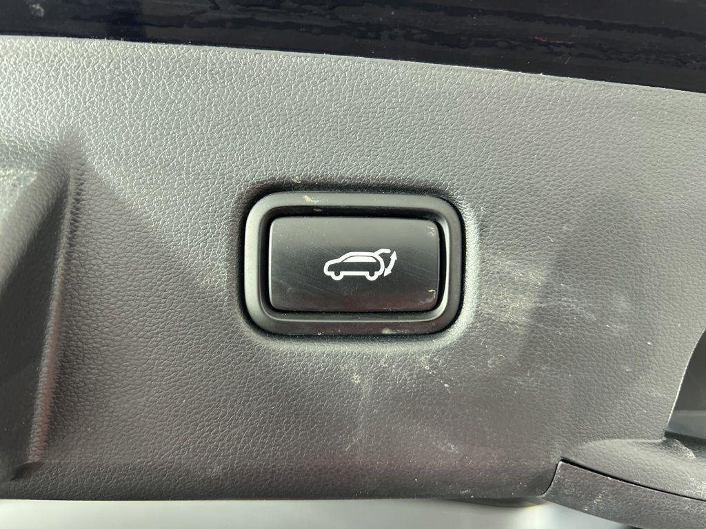 Used 2022 Deep Sea Hyundai Limited image 25