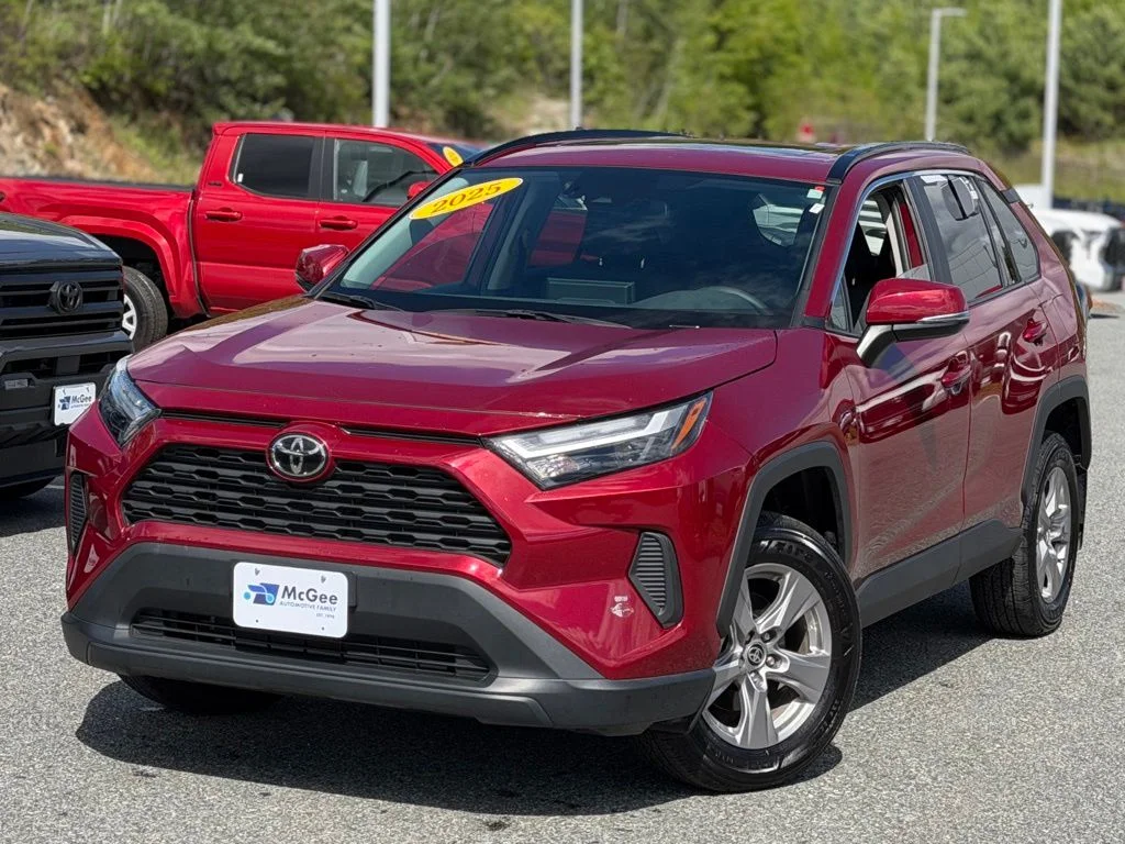Used 2025 Red Toyota XLE image 1