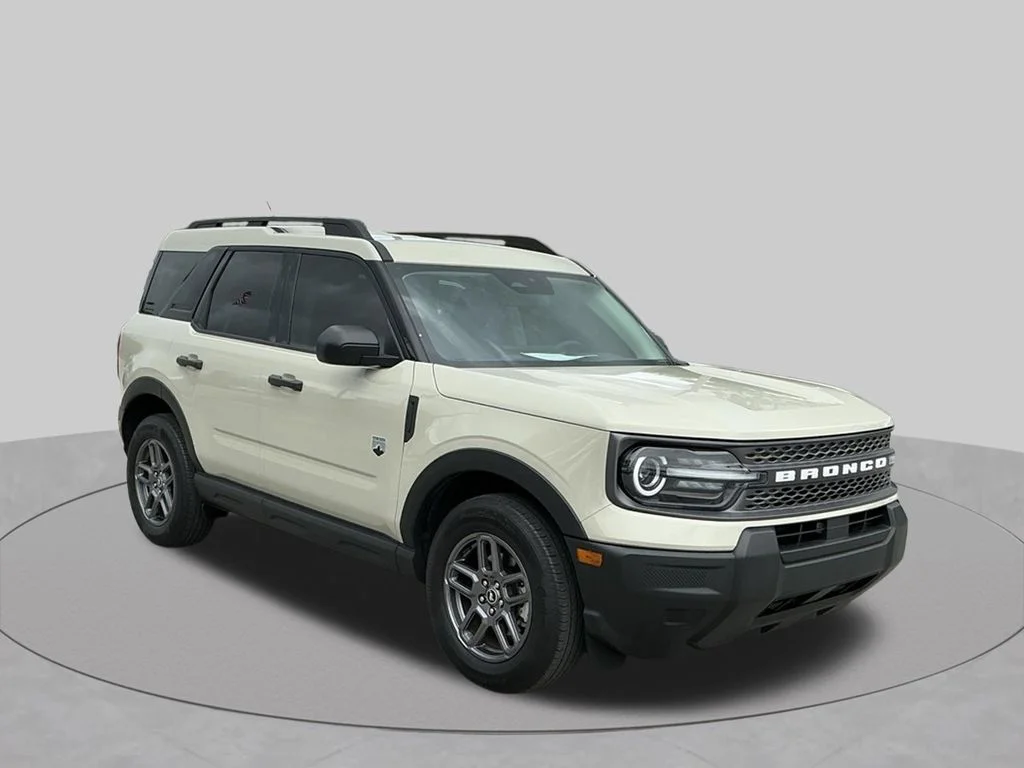 Used 2025 Beige Ford Big Bend image 20