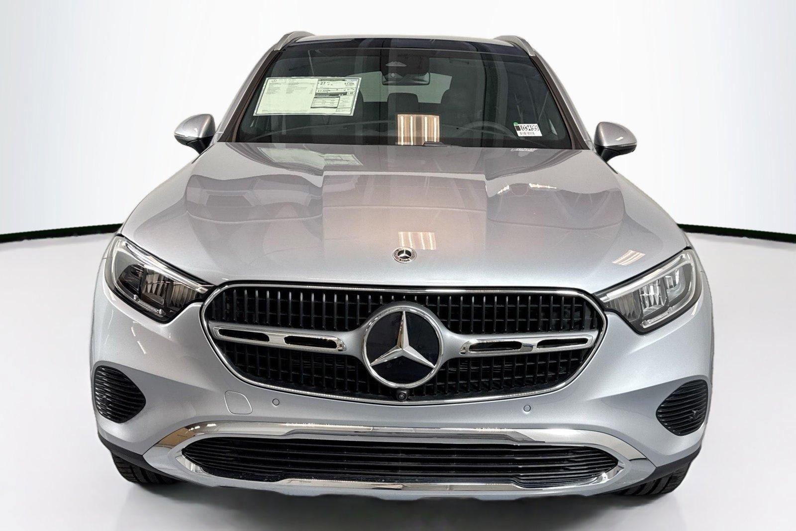 New 2026 Cirrus Silver Metallic Mercedes-Benz GLC 300 image 2
