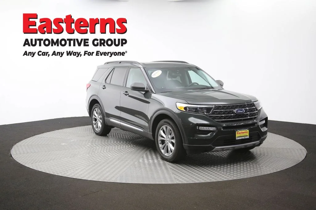 Used 2022 Green Ford XLT image 53