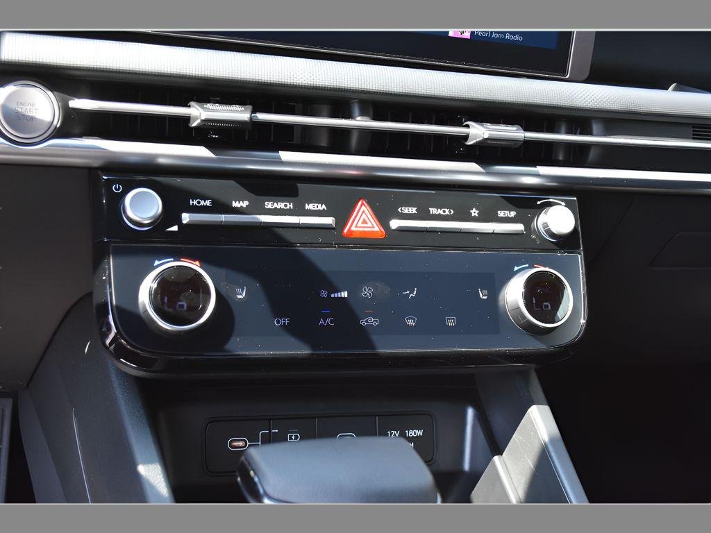 New 2026 Phantom Black Hyundai SEL FWD image 23