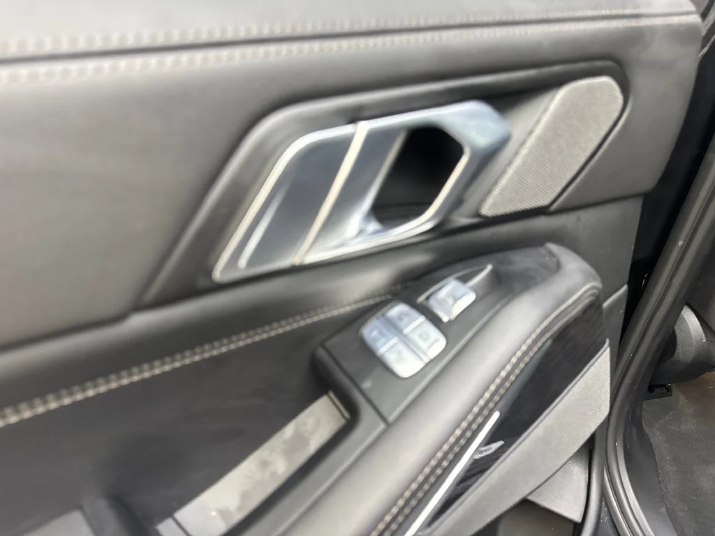 Used 2023 Black BMW xDrive40i image 41