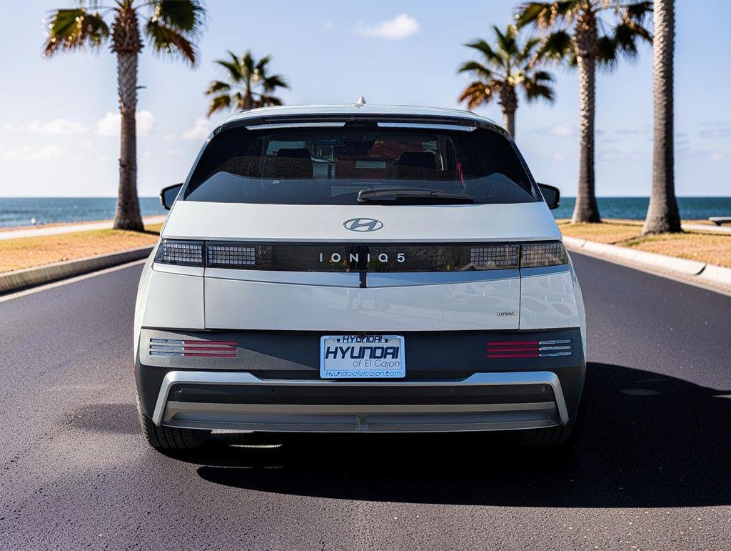 New 2026 White Hyundai SE image 6