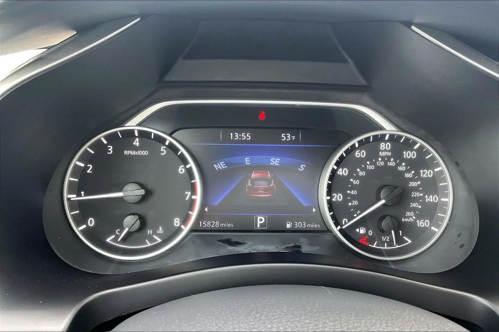 Used 2017 Red Nissan SV image 22