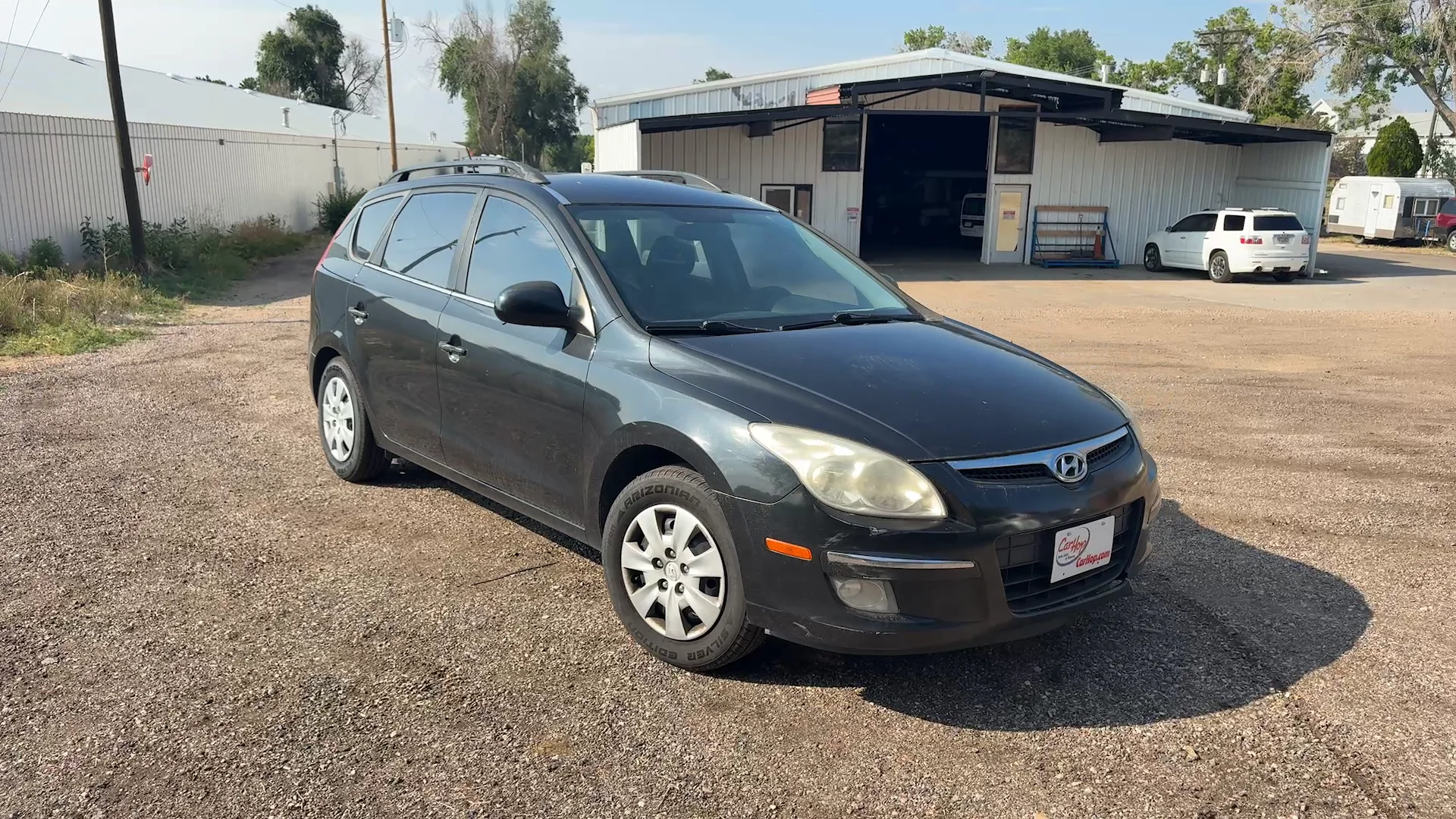 Used 2010 Gray Hyundai GLS image 3