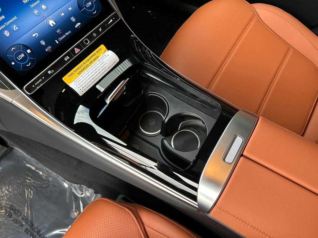 New 2027 Polar White Mercedes-Benz GLC 300 image 21