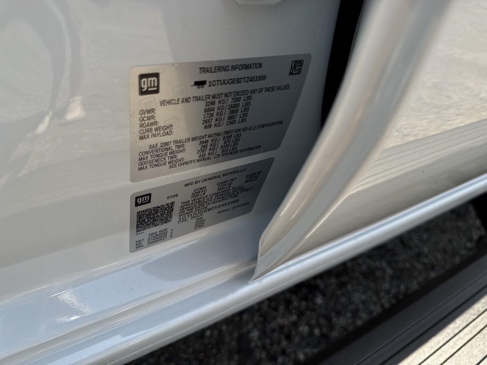 New 2026 Glacier White Tricoat GMC Denali image 40