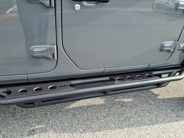 Used 2020 Sting-gray Clea Jeep Sport S image 12