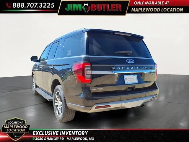 Used 2024  Ford Limited image 2