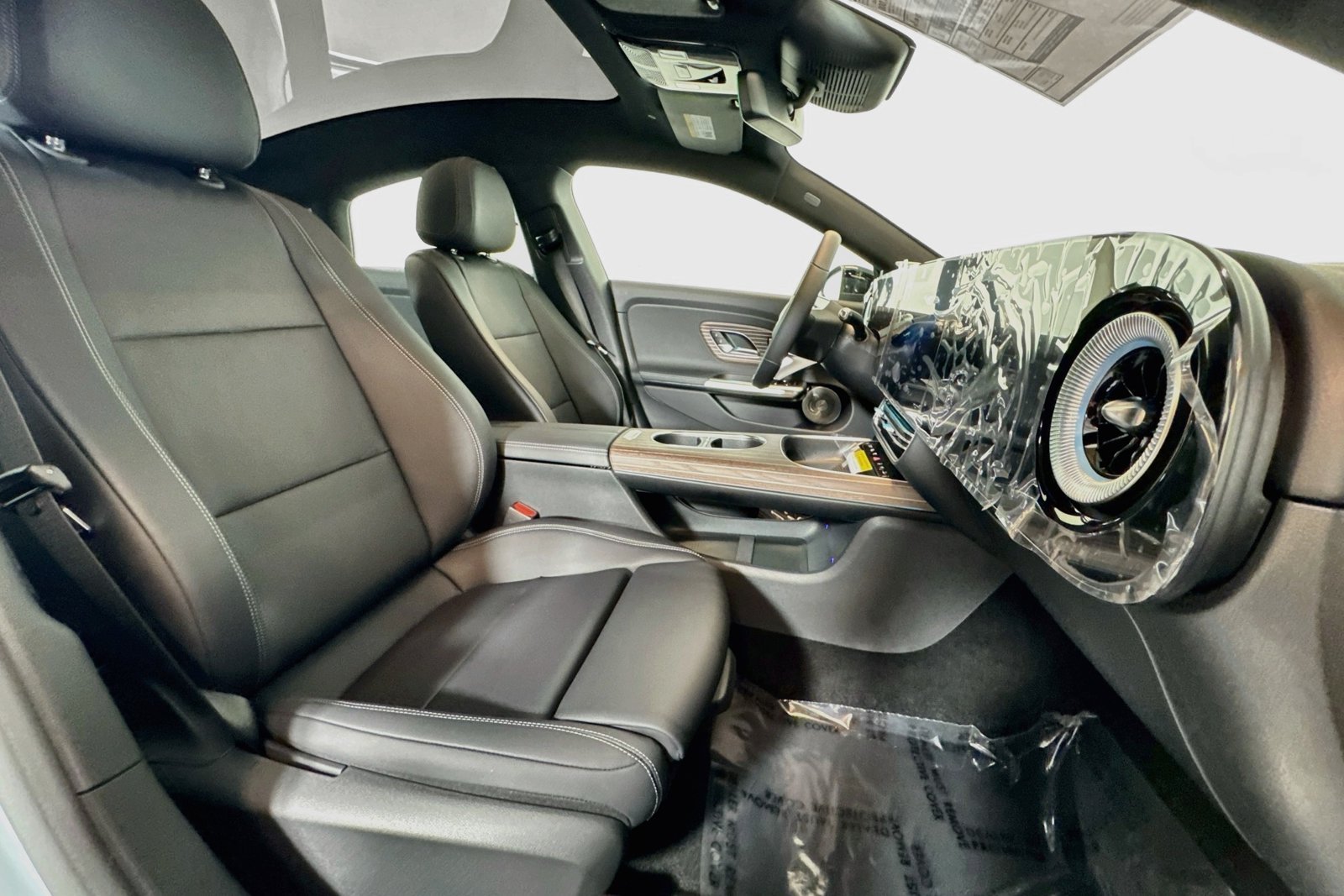 New 2027 Liquid Crystal Green Mercedes-Benz CLA 220 Hybrid image 25