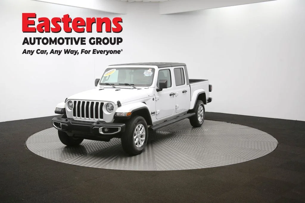 Used 2023 White Jeep Sport image 51