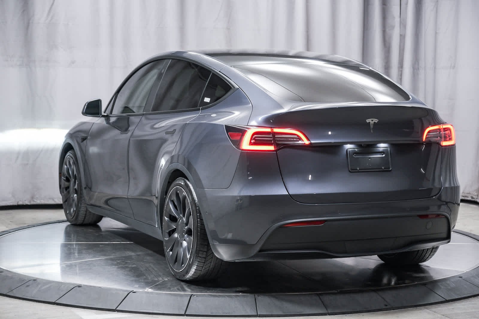 Used 2022 Tesla Model Y Performance with VIN 7SAYGDEF1NF382439 for sale in Los Angeles, CA