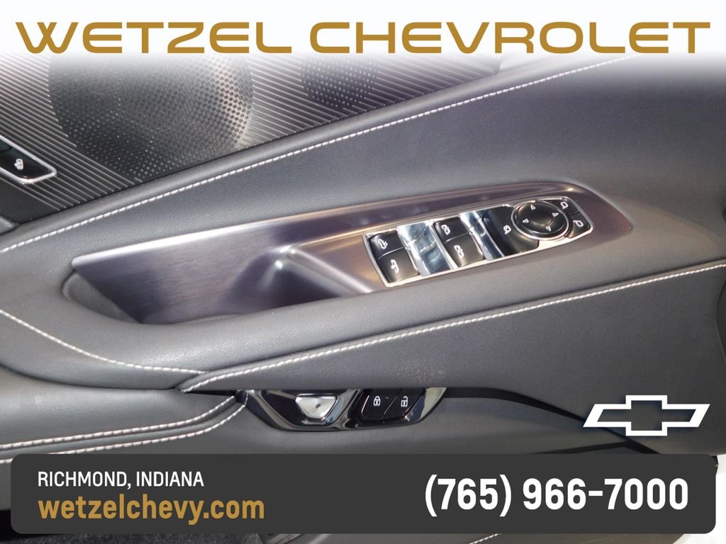 Used 2023 White Chevrolet Stingray image 19