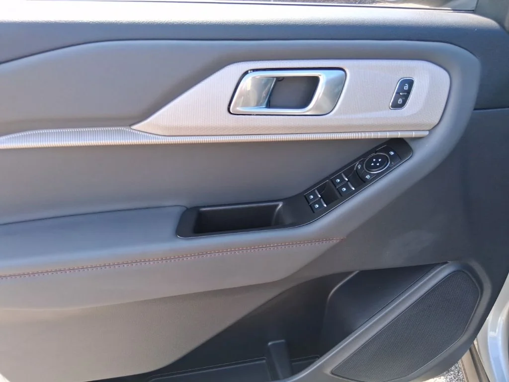 Used 2025 Silver Ford Active image 11